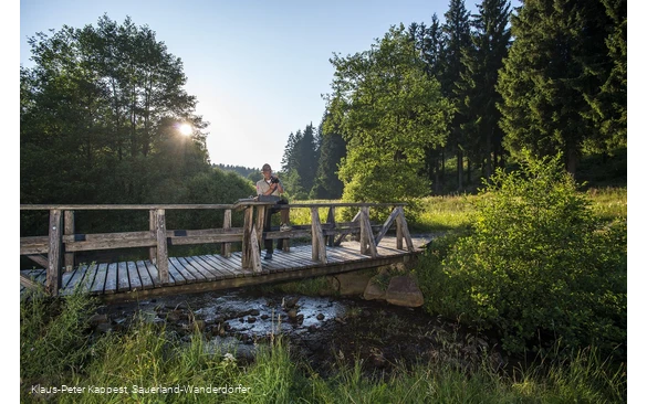 Ranger im Schwarzbachtal am Rothaarsteig