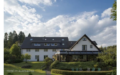 Außenansicht Hotel im Auerbachtal