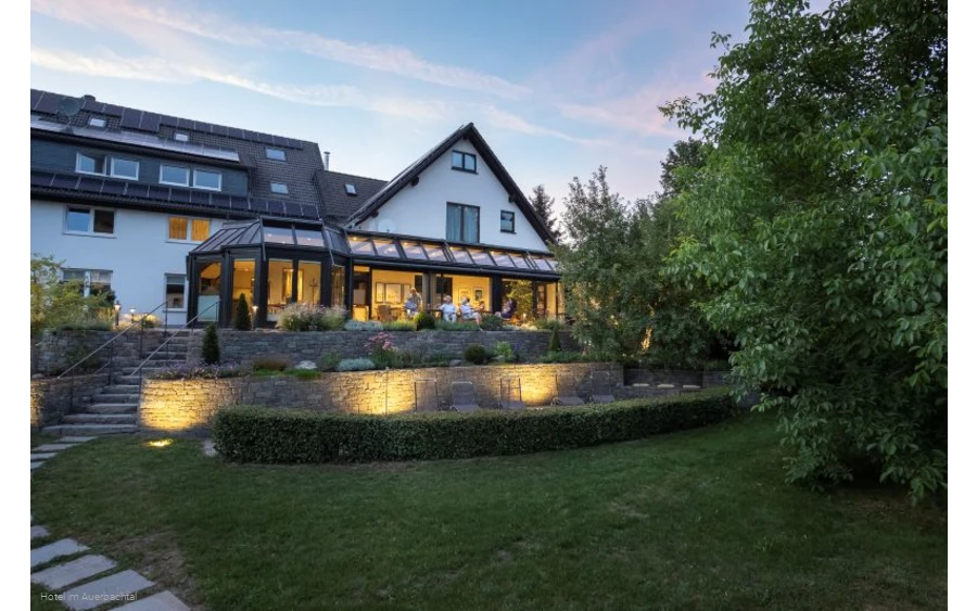 Außenansicht Hotel im Auerbachtal