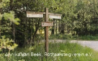 Rothaarsteig-Wegweiser auf dem Abschnitt Rodenbach - Dillenburg