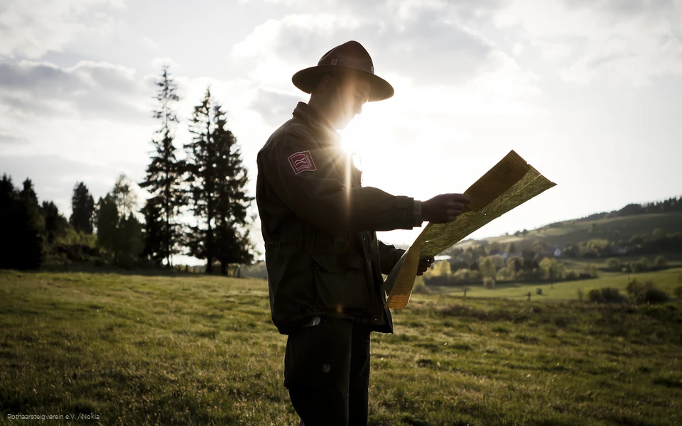 Ranger am Rothaarsteig mit Karte