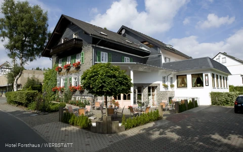 Hotel Forsthaus in Winterberg, Außenansicht Terrasse
