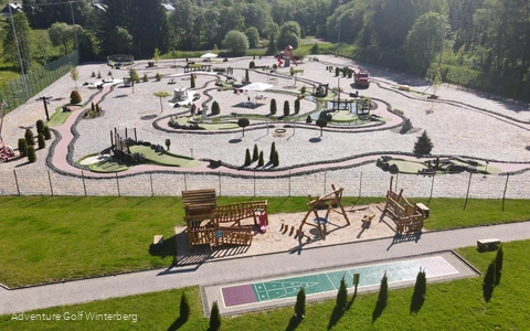 Luftaufnahme Adventure Golf Platz bei Winterberg