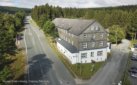 Außenansicht Hostel Erlebnisberg Kappe