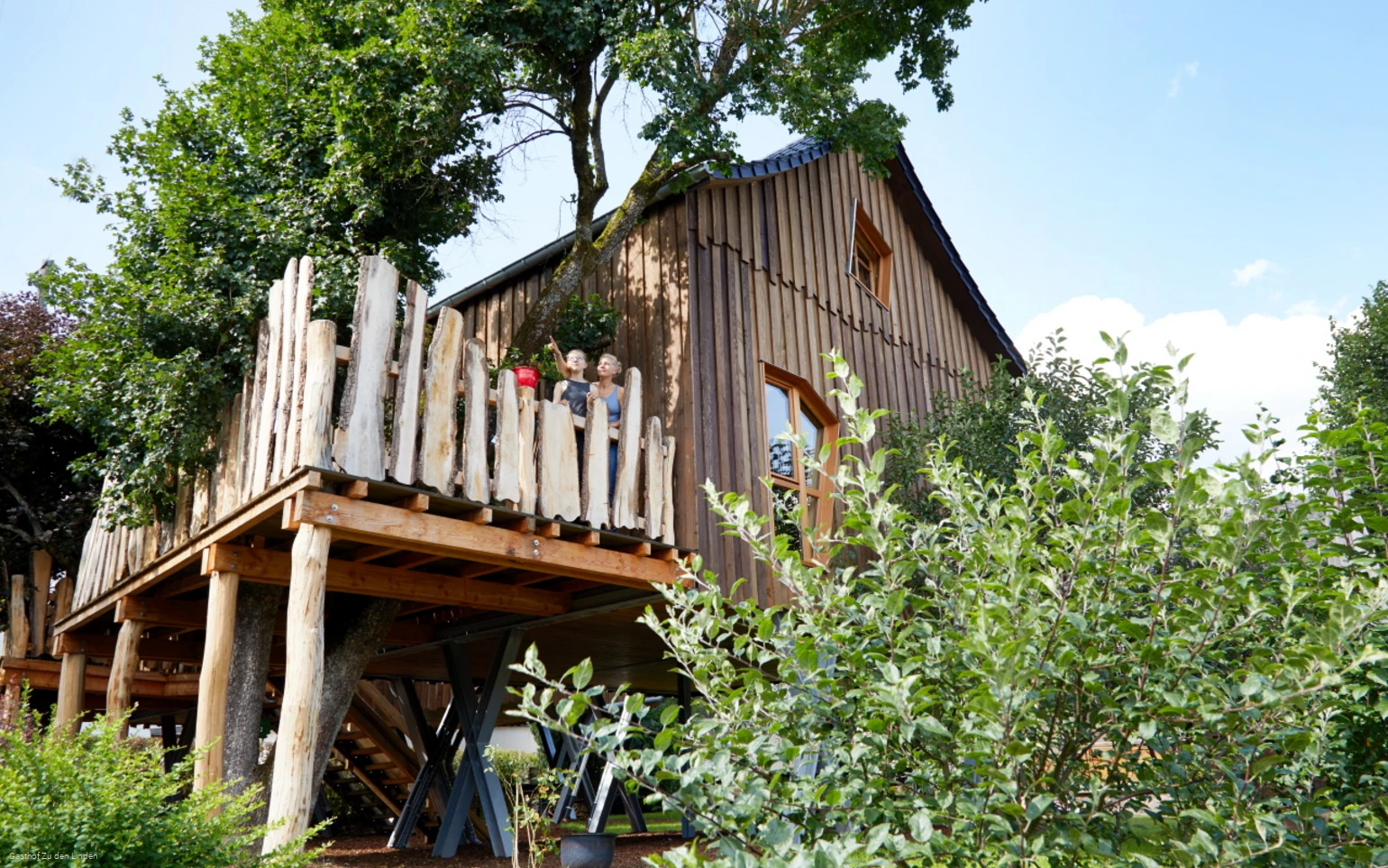 Baumhaus im Gasthof Zu den Linden in Oberhundem