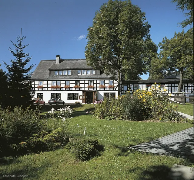 Außenansicht Landhotel Gilsbach