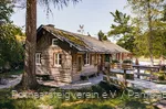 Hiebammen Hütte am Rothaarsteig im Sommer