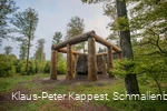 Skulptur: Stein-Zeit-Mensch