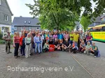 Teilnehmende des SportScheck Wandertags auf dem Rothaarsteig