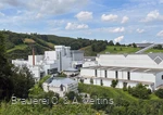 Luftaufnahme Brauerei C. & A. Veltins in der Sauerländer Landschaft